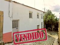 Village House with Land and Garage - Juncal Campo - Castelo Branco - ID: 21-11598